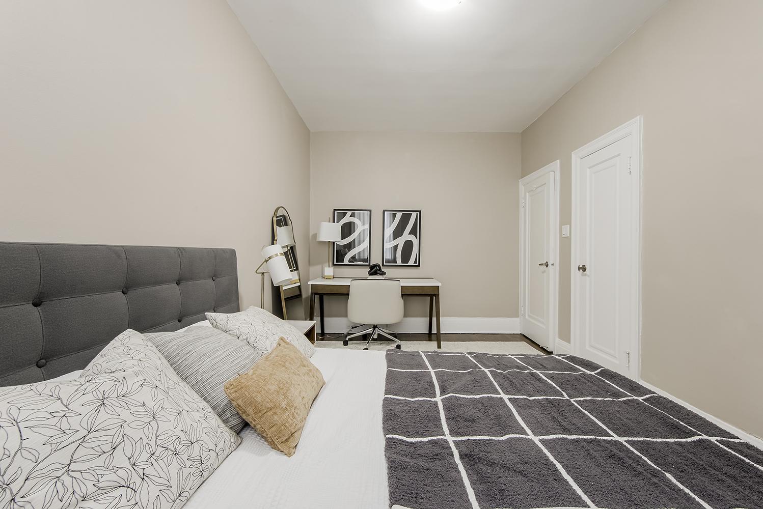 Broadview Mansions - Photo 15