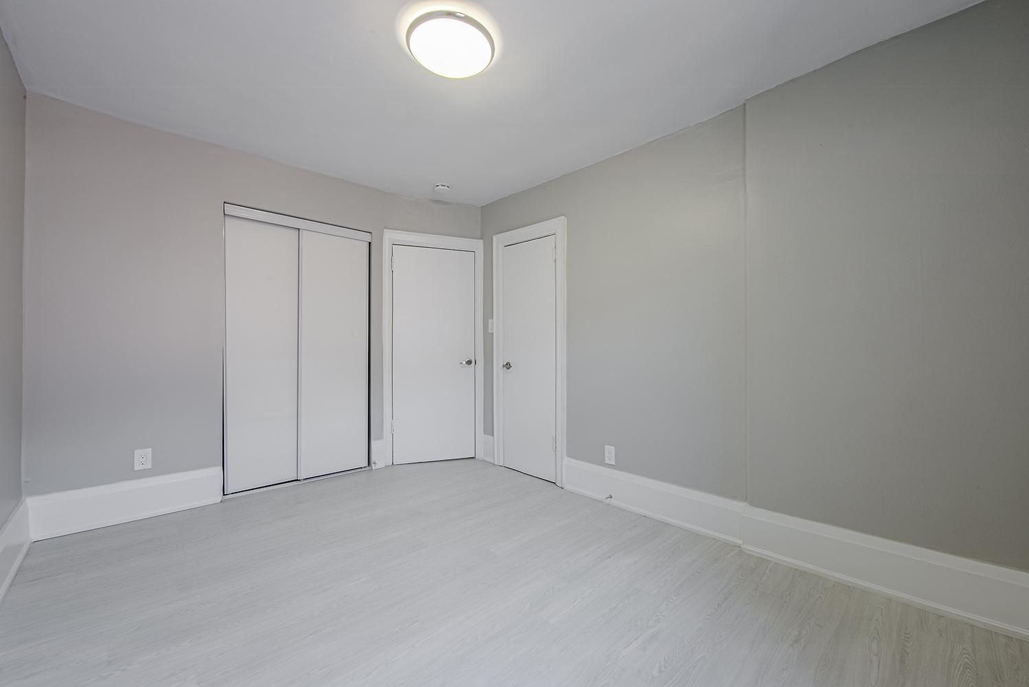 Tichester Park Manors - Photo 11