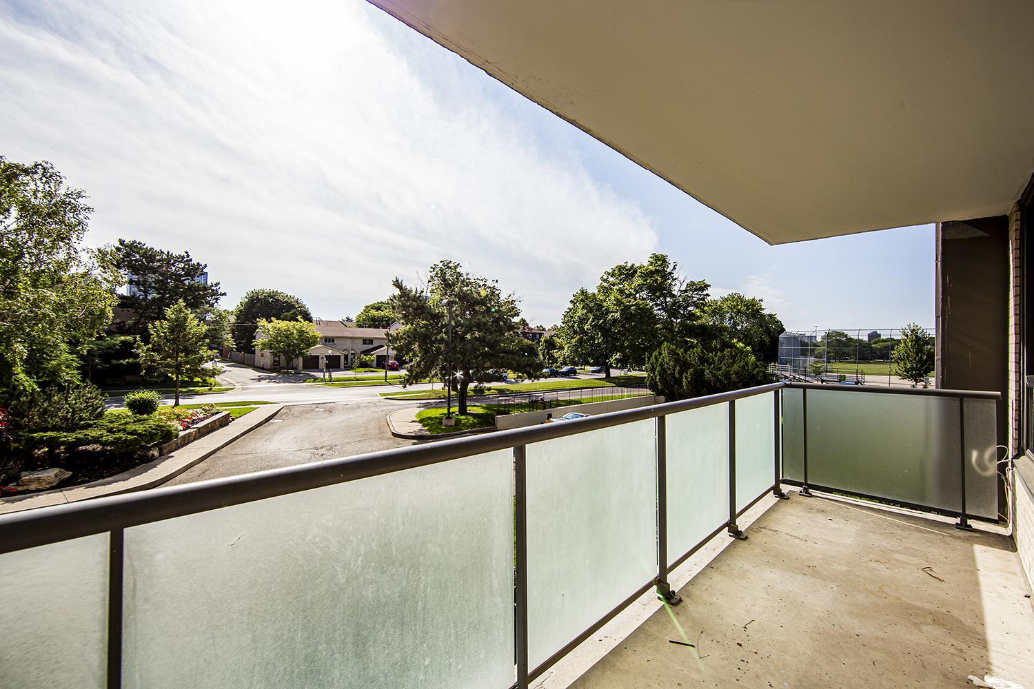 Parkway Forest Towers - Photo 10
