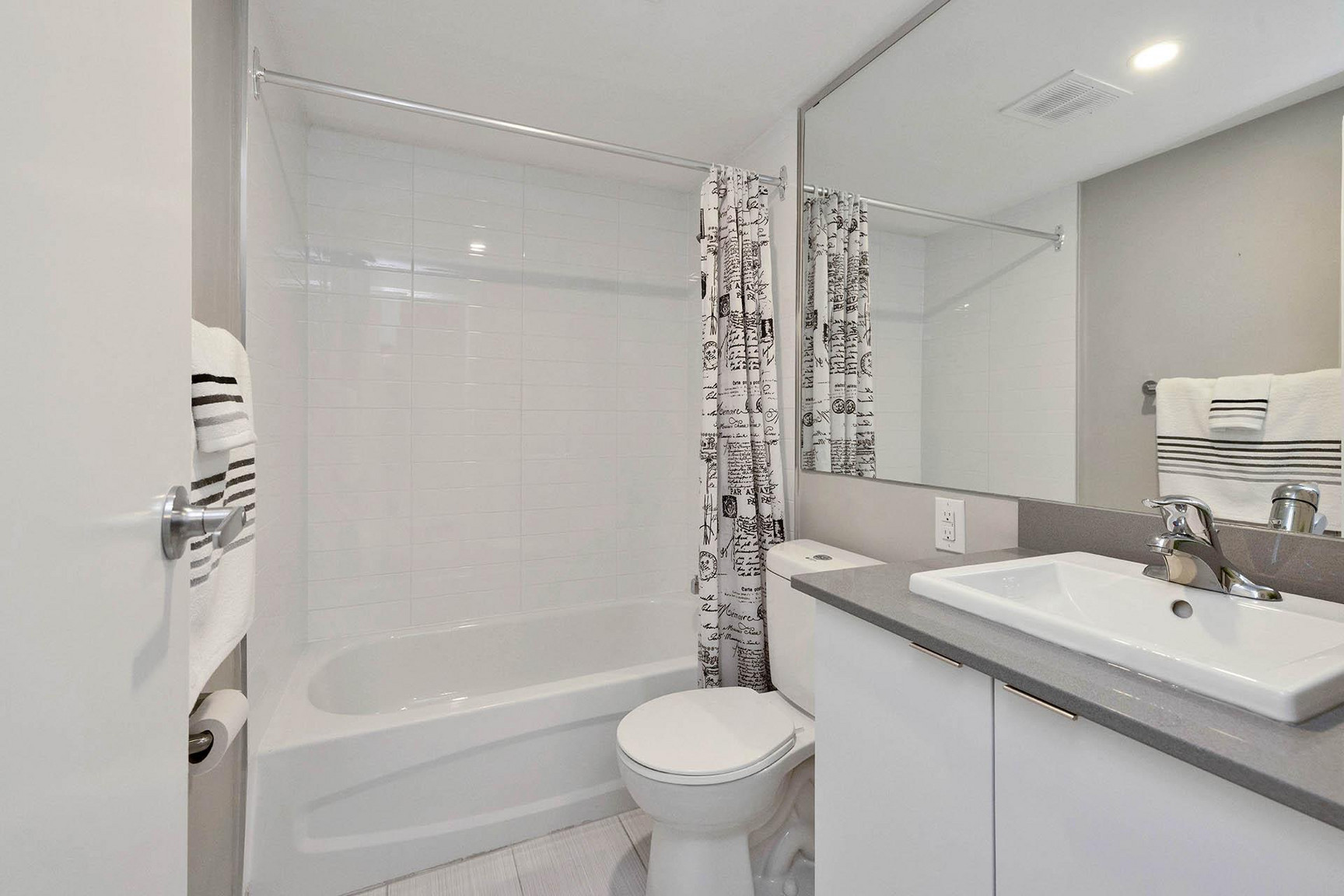 Dixie Square Apartments - Photo 8