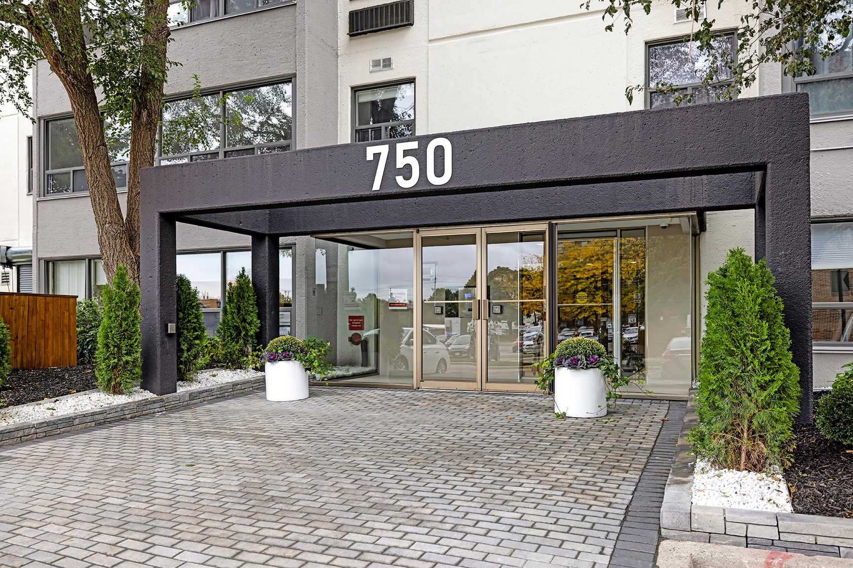 Westmount Suites - Photo 19