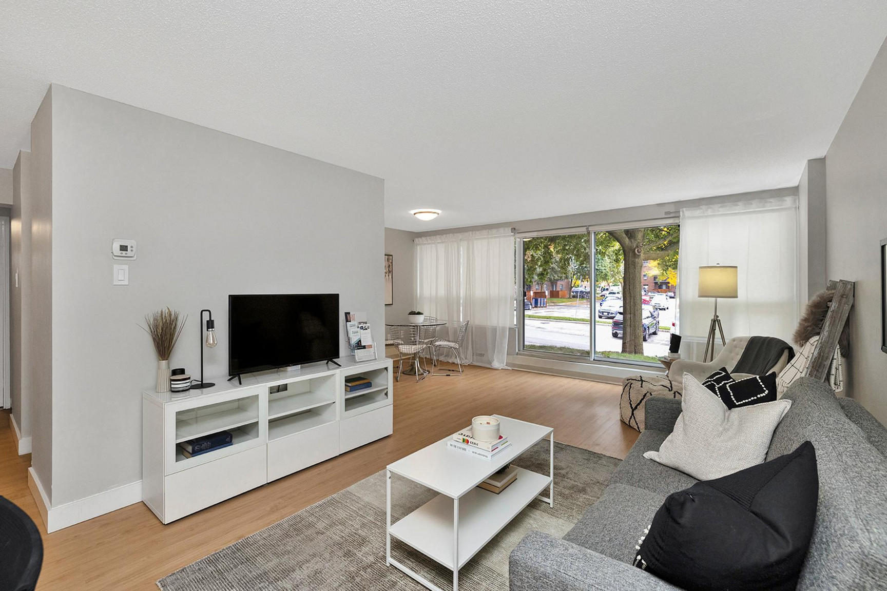 Westmount Suites - Photo 4