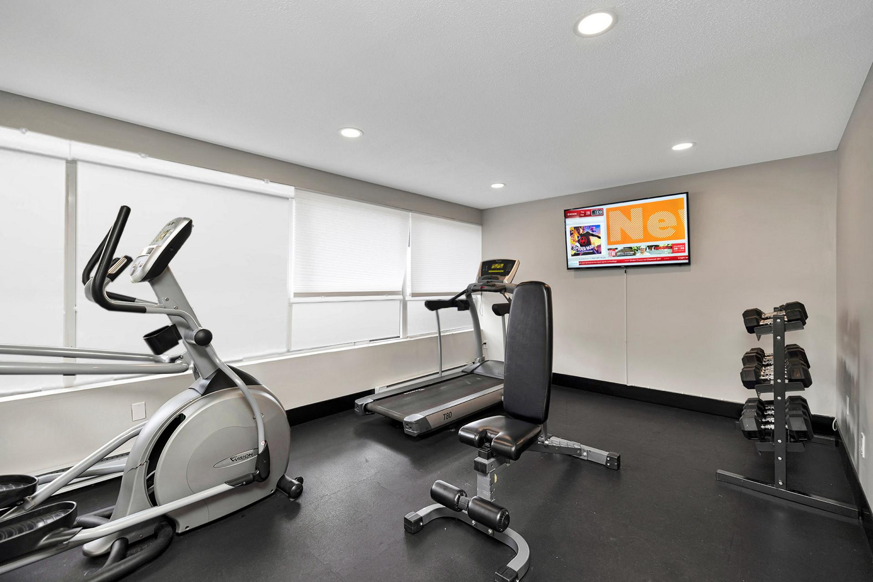Westmount Suites - Photo 11