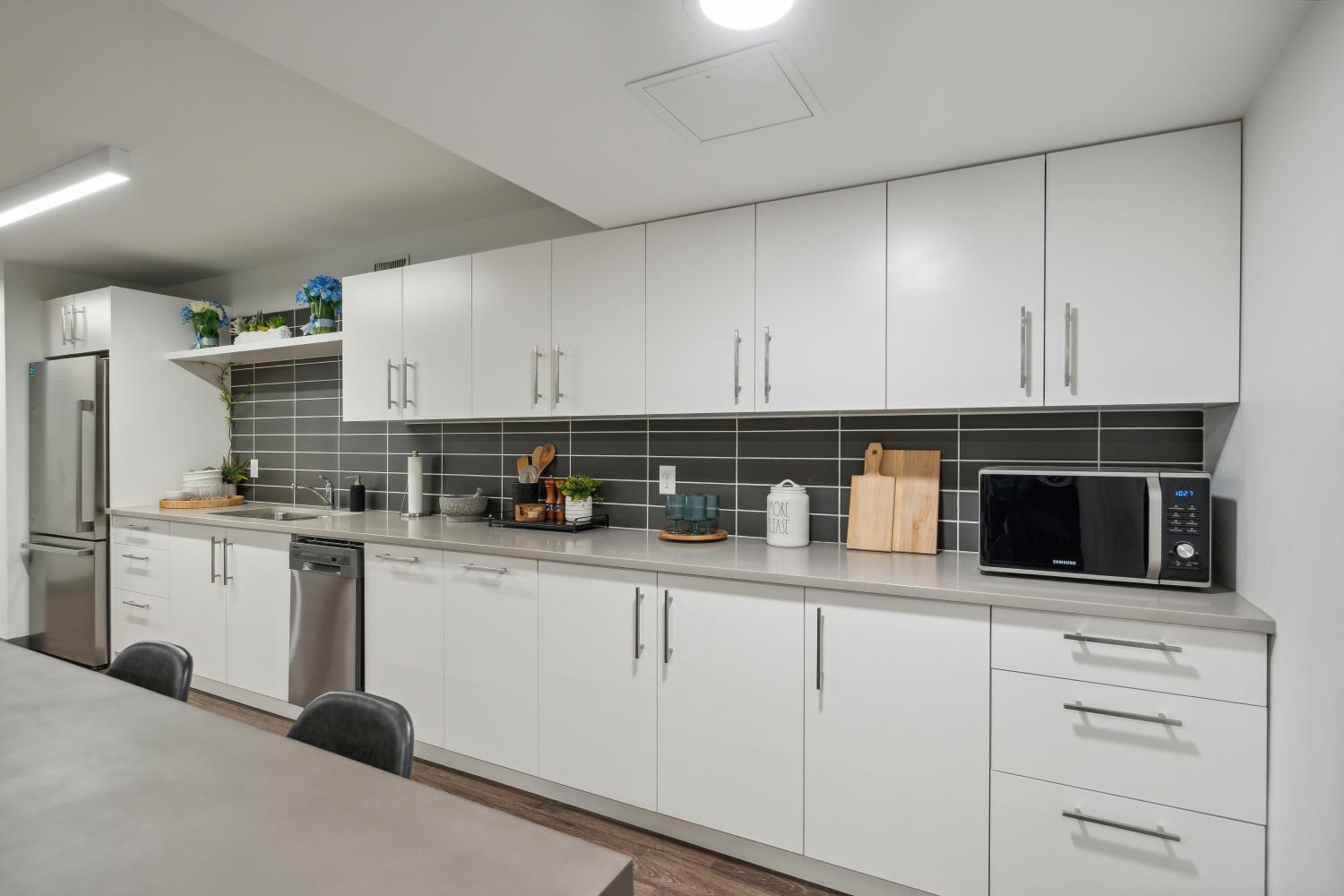 Premier Place - Photo 43