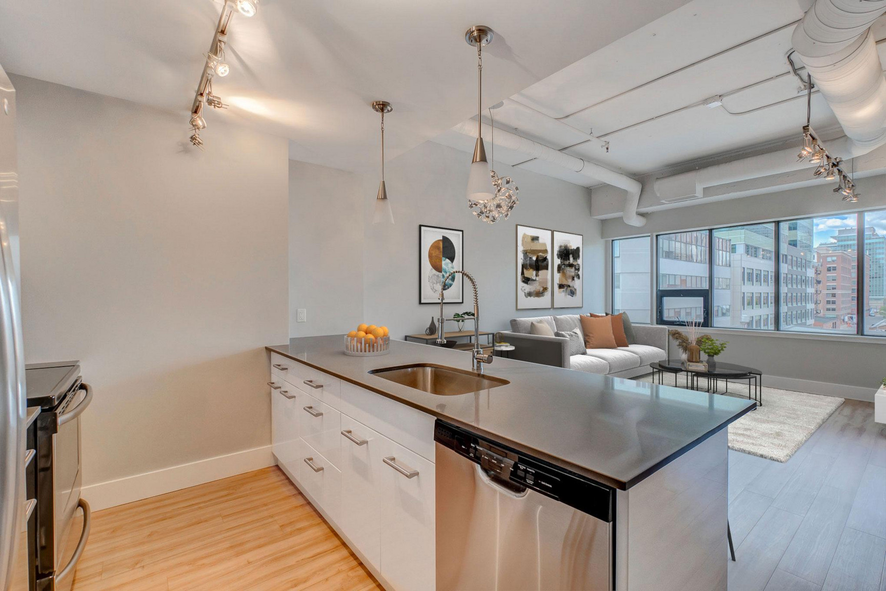 Lofts on First - Photo 8