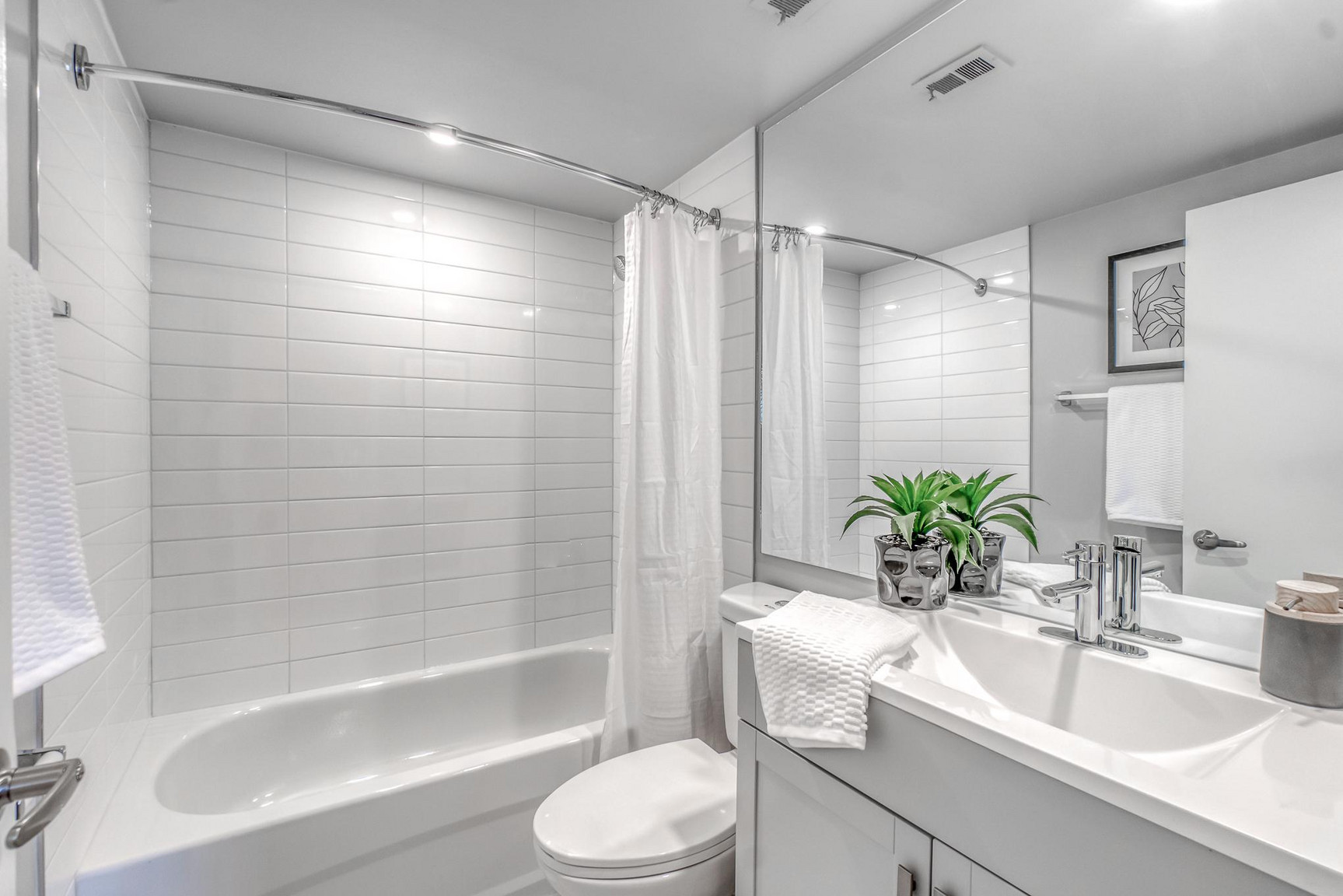 Centennial House - Photo 19