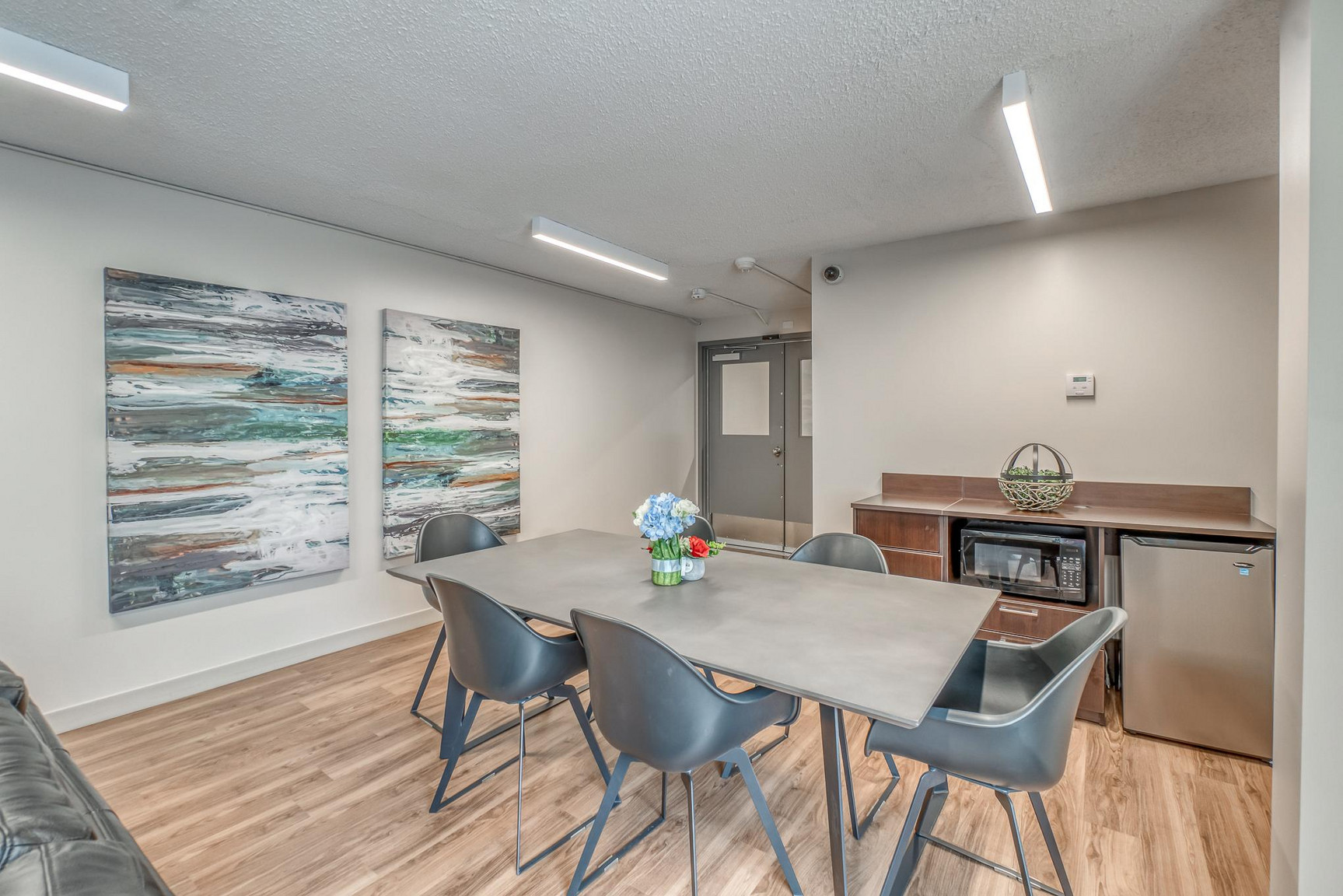 Centennial House - Photo 29