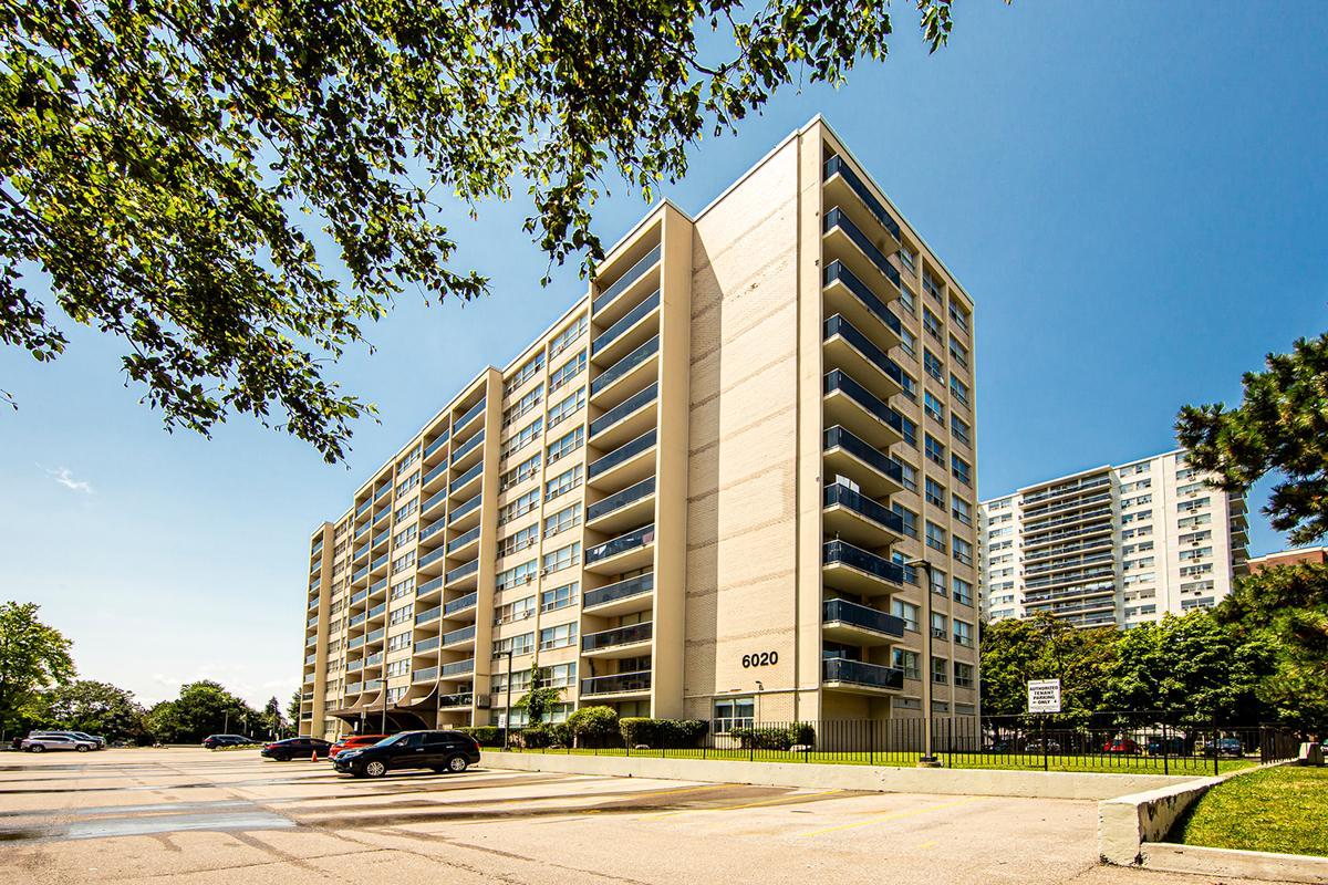Valencia Towers - Photo 27