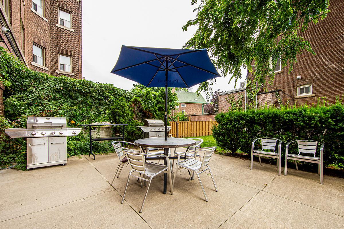Broadview Mansions - Photo 21