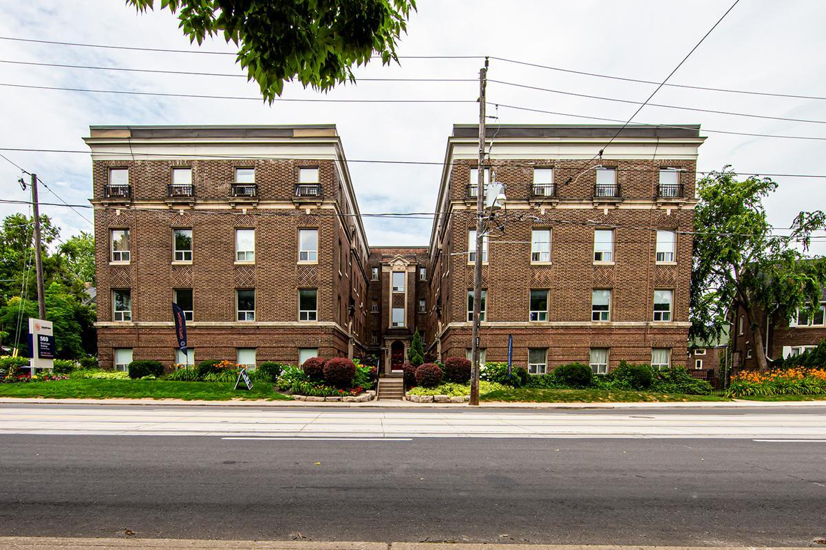 Broadview Mansions - Photo 25