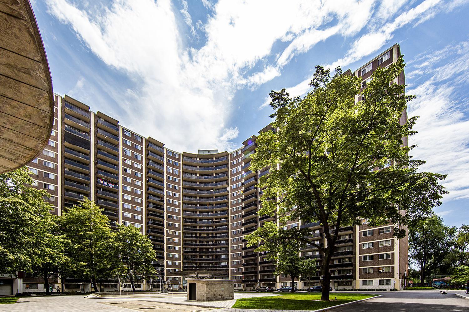103 & 105 West Lodge  - Photo 17