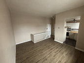 100 Christina St N - 2 bdrm