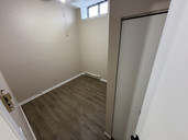 100 Christina St N - 2 bdrm
