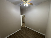 100 Christina St N - 2 bdrm