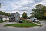 280 Christina St S - 1- bdrm