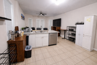 280 Christina St S - 1- bdrm