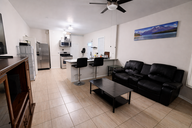 280 Christina St S - 1- bdrm