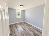 331-333 Mitton St N - 1 bedroom 