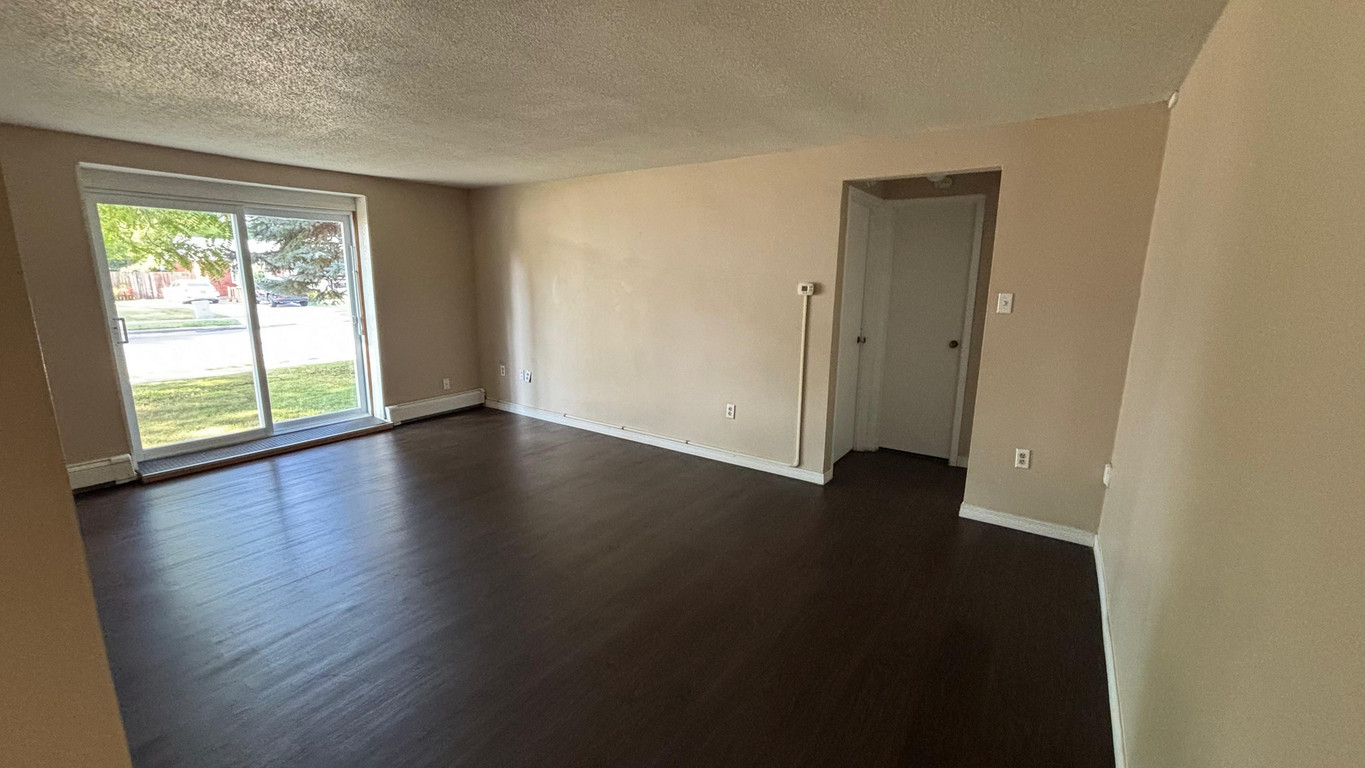 830 Wellington St - 1 bedroom