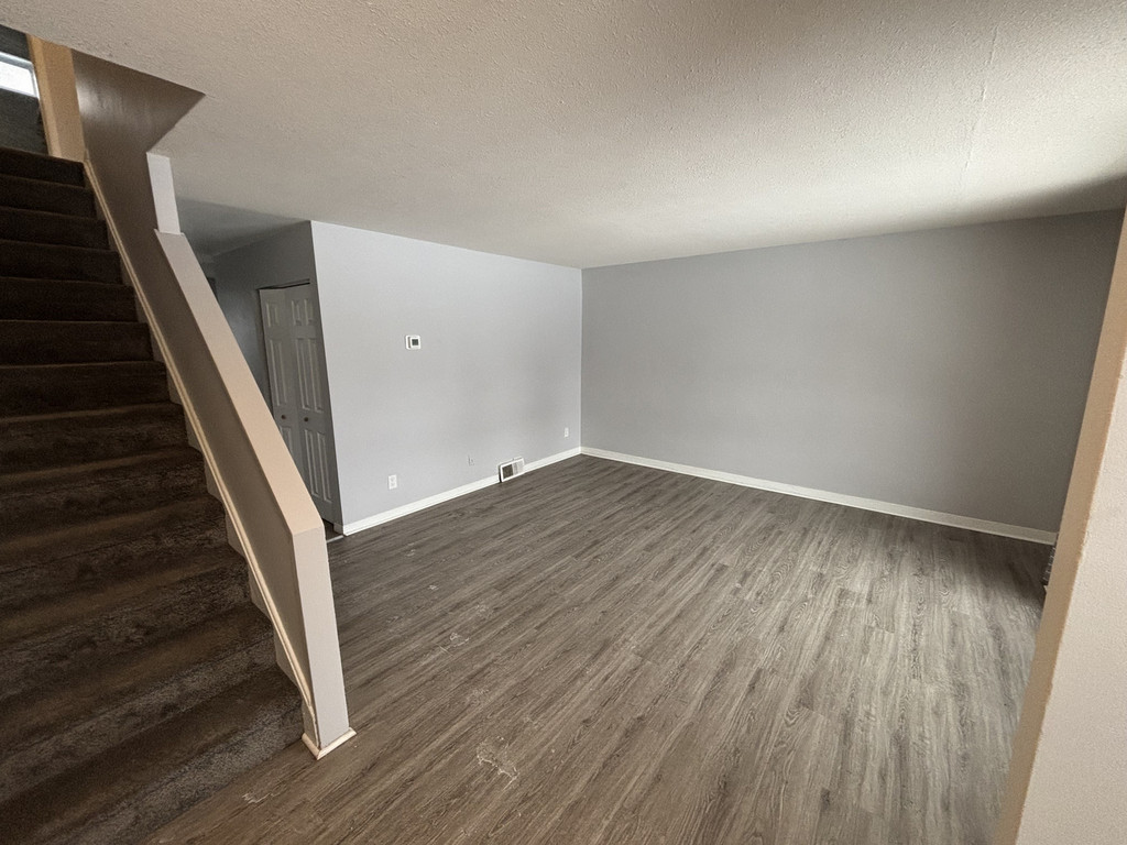 354 Collingwood St - 3 bedroom