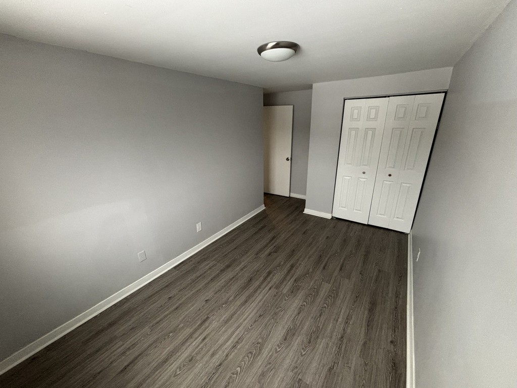 354 Collingwood St - 3 bedroom