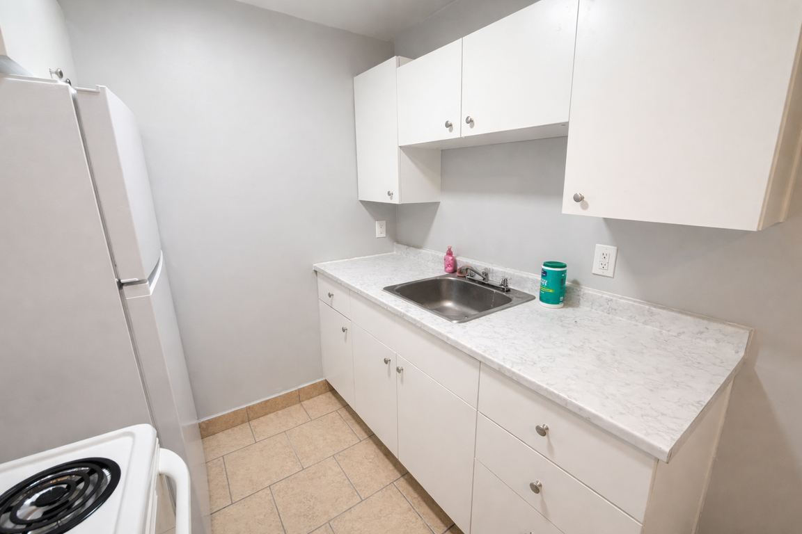 451 Lyndoch-3Bdrm Townhs