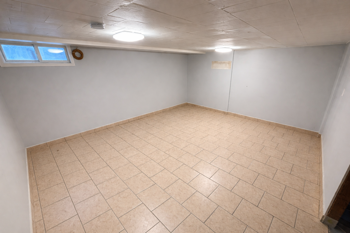 451 Lyndoch-3Bdrm Townhs