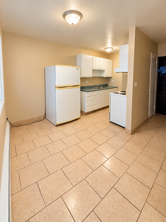 451 Lyndoch-2Bdrm Townhs