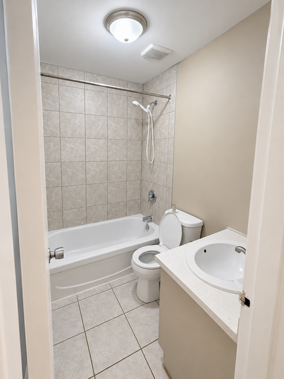 451 Lyndoch-2Bdrm Townhs