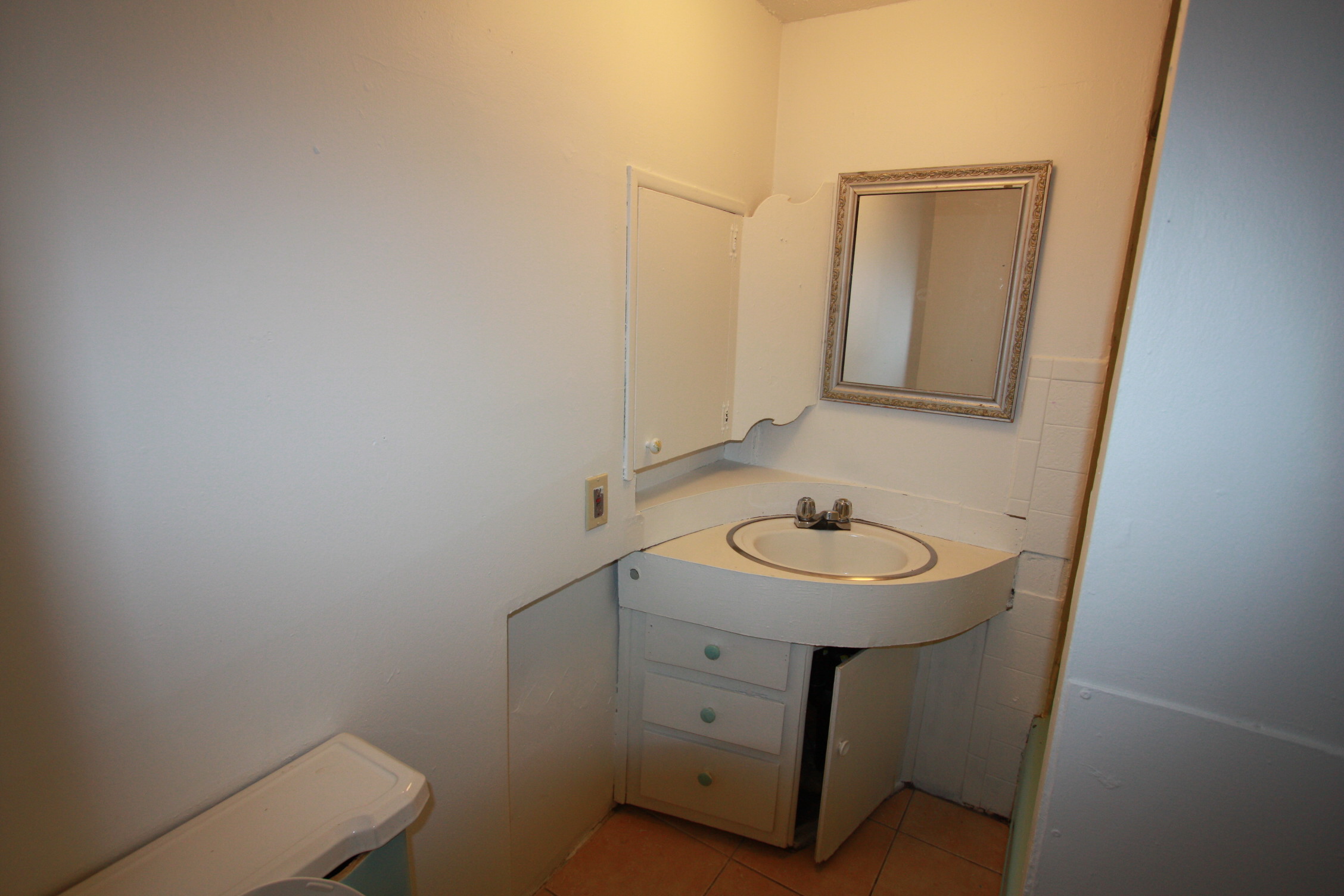 539 Confederation St, Sarnia, ON N7T 2C1 — photo 3