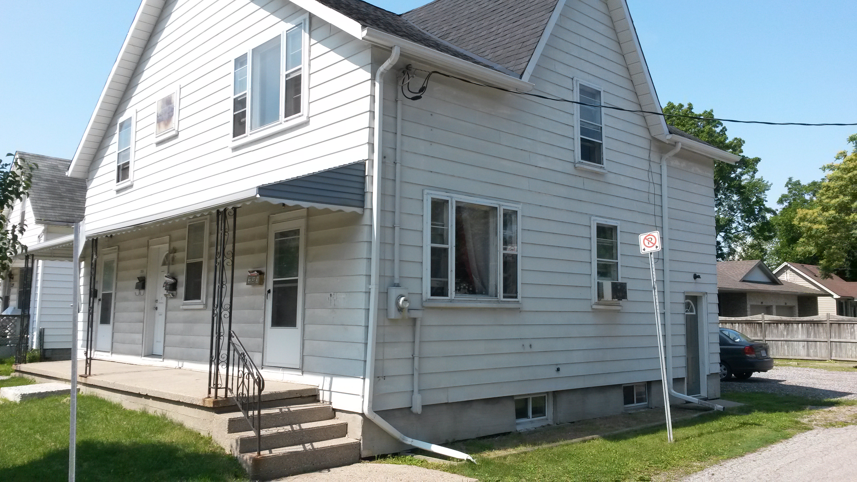331-333 Mitton St N, Sarnia, ON N7T 6J4 — photo 1