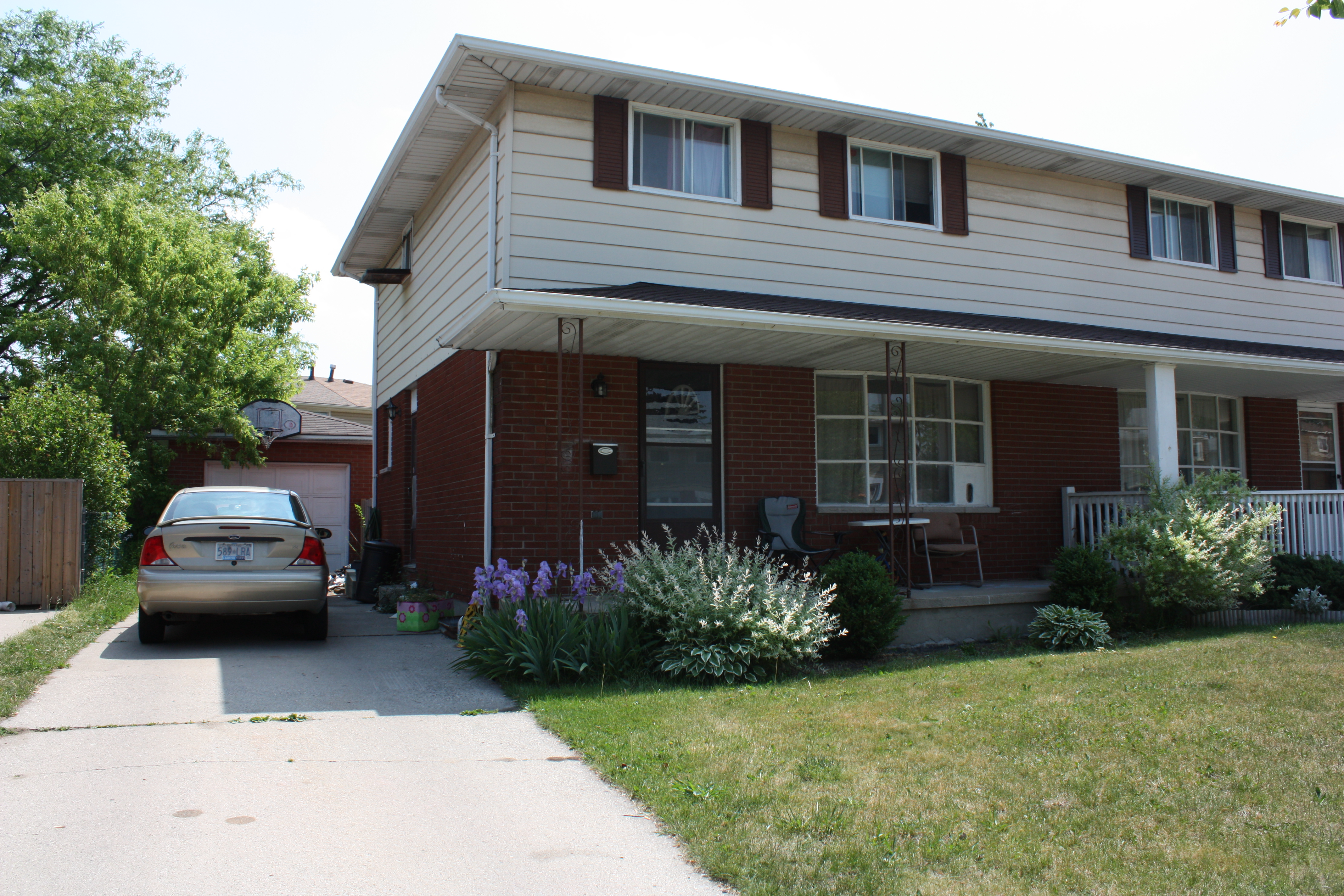 636 Roger St, Sarnia, ON n7s 4a4 — photo 1