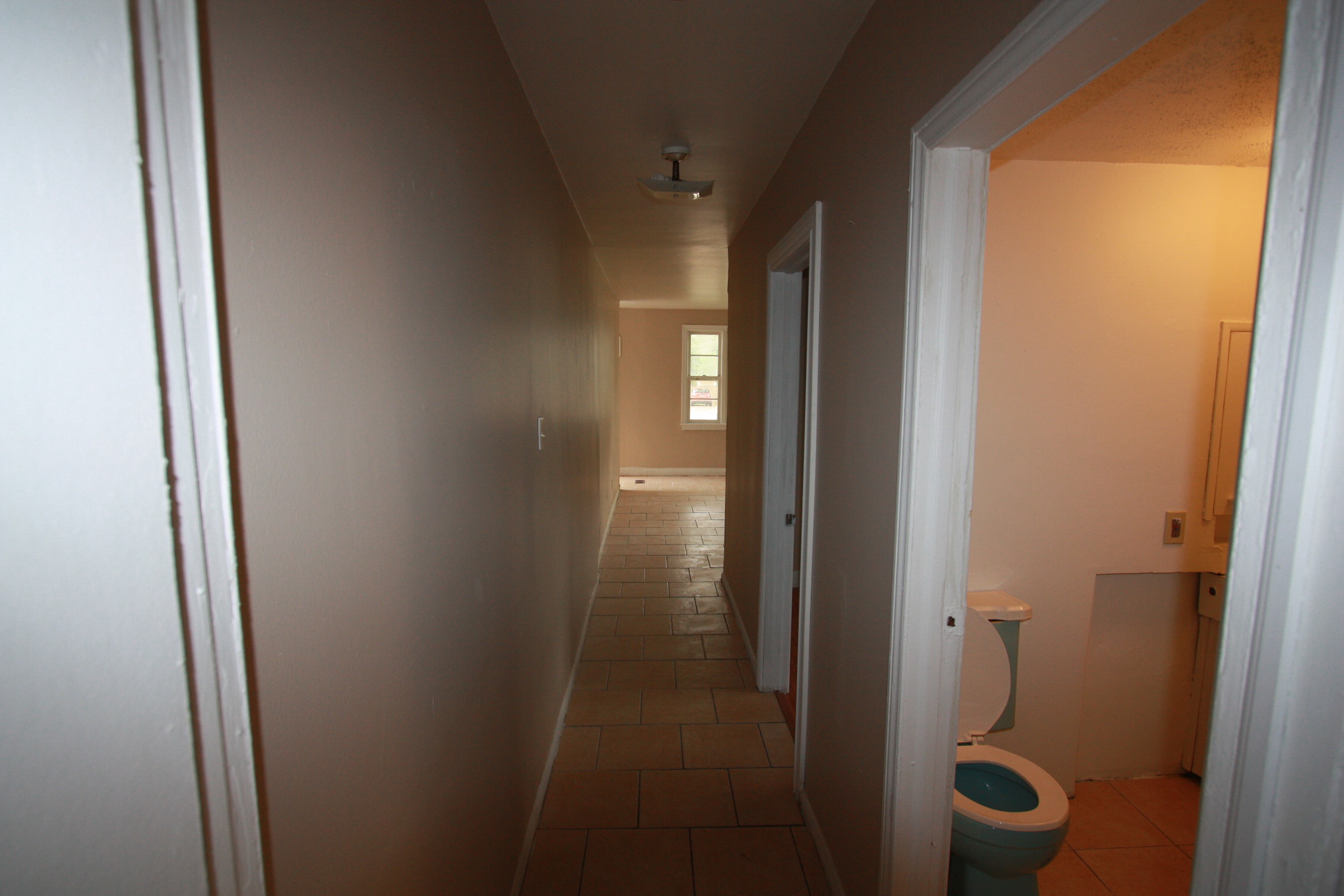 539 Confederation St, Sarnia, ON N7T 2C1 — photo 3