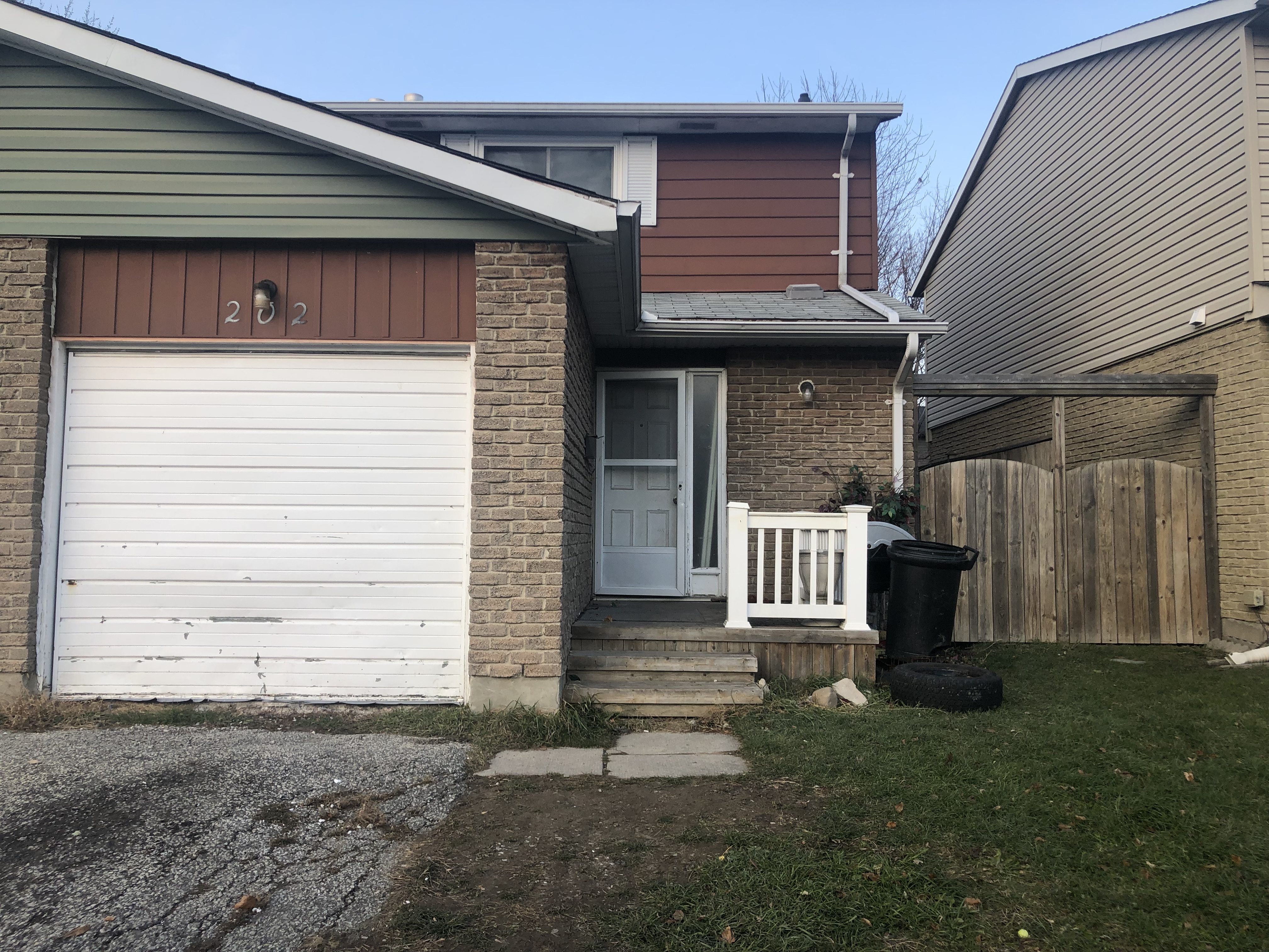 202 Bedford Crescent, Sarnia, ON N7S 4B5 — photo 1