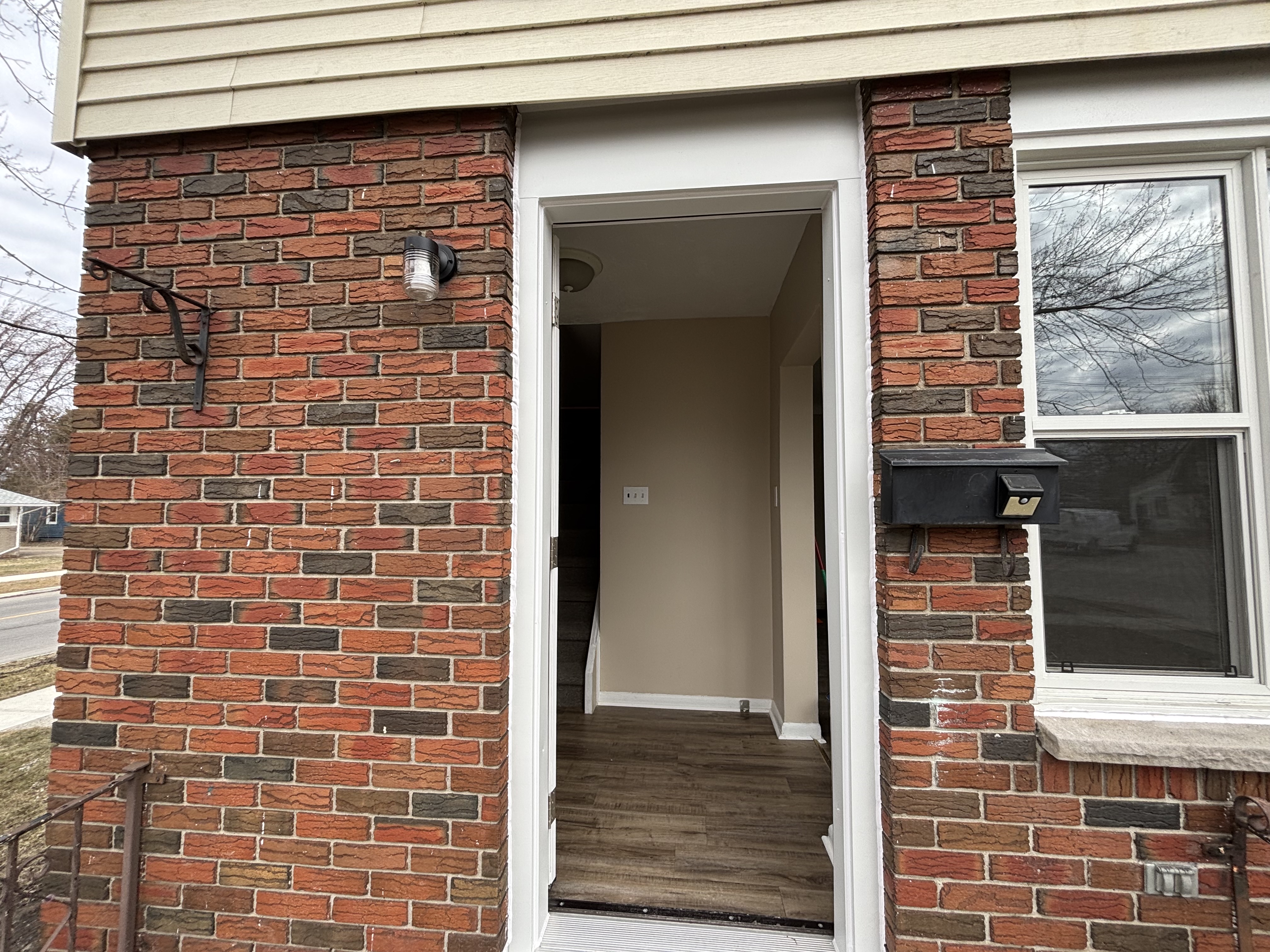 702 Confederation Street, Sarnia, ON N7T 2C9 — photo 2