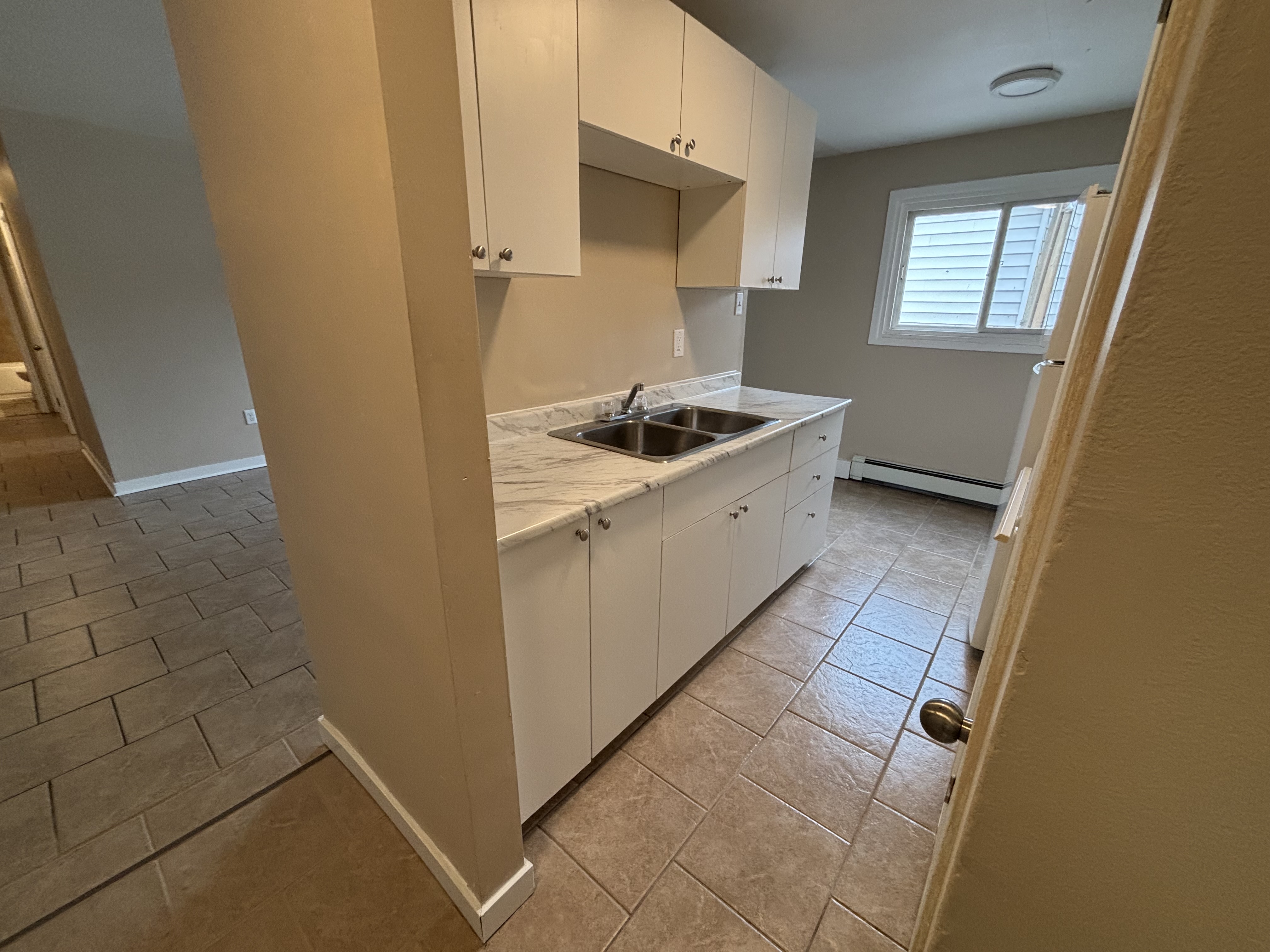 110 Whitmore Ave, Sarnia, ON N7T 3T2 — photo 3