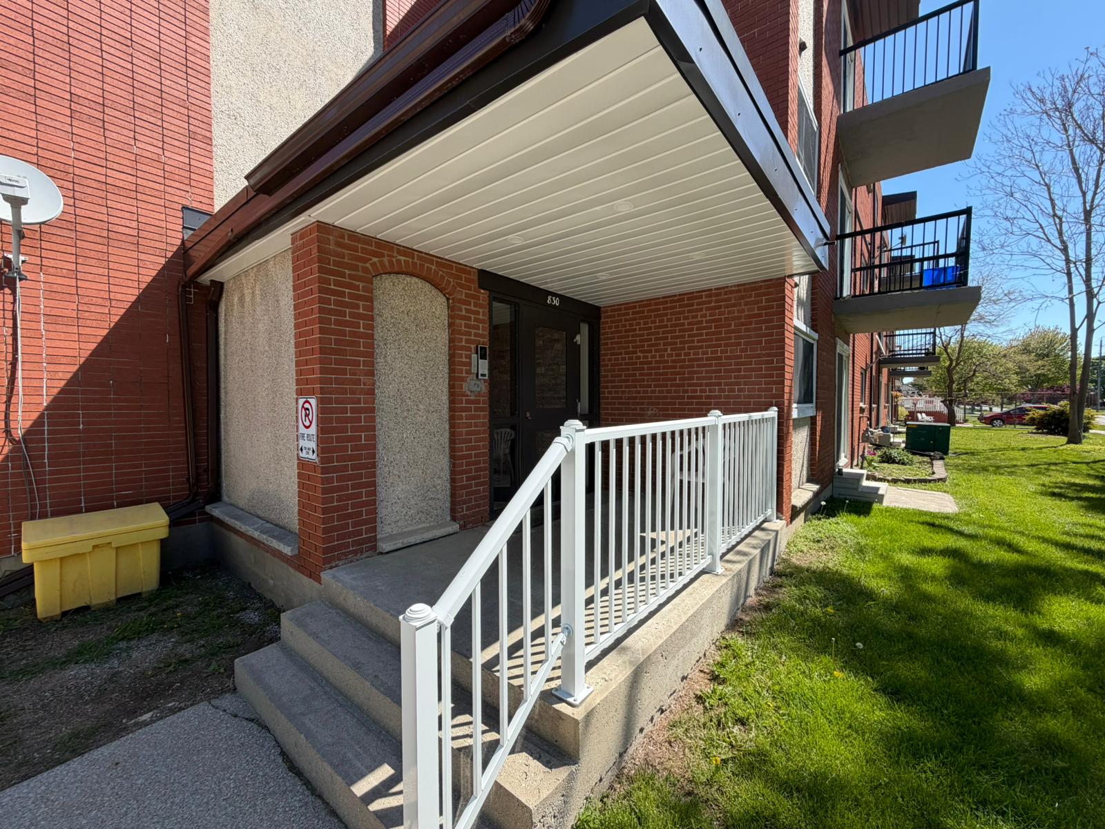 830 Wellington St, Sarnia, ON N7T 1J5 — photo 2