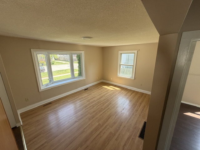 649 Cherry Drive, Sarnia, ON N7T 4H8 — photo 3