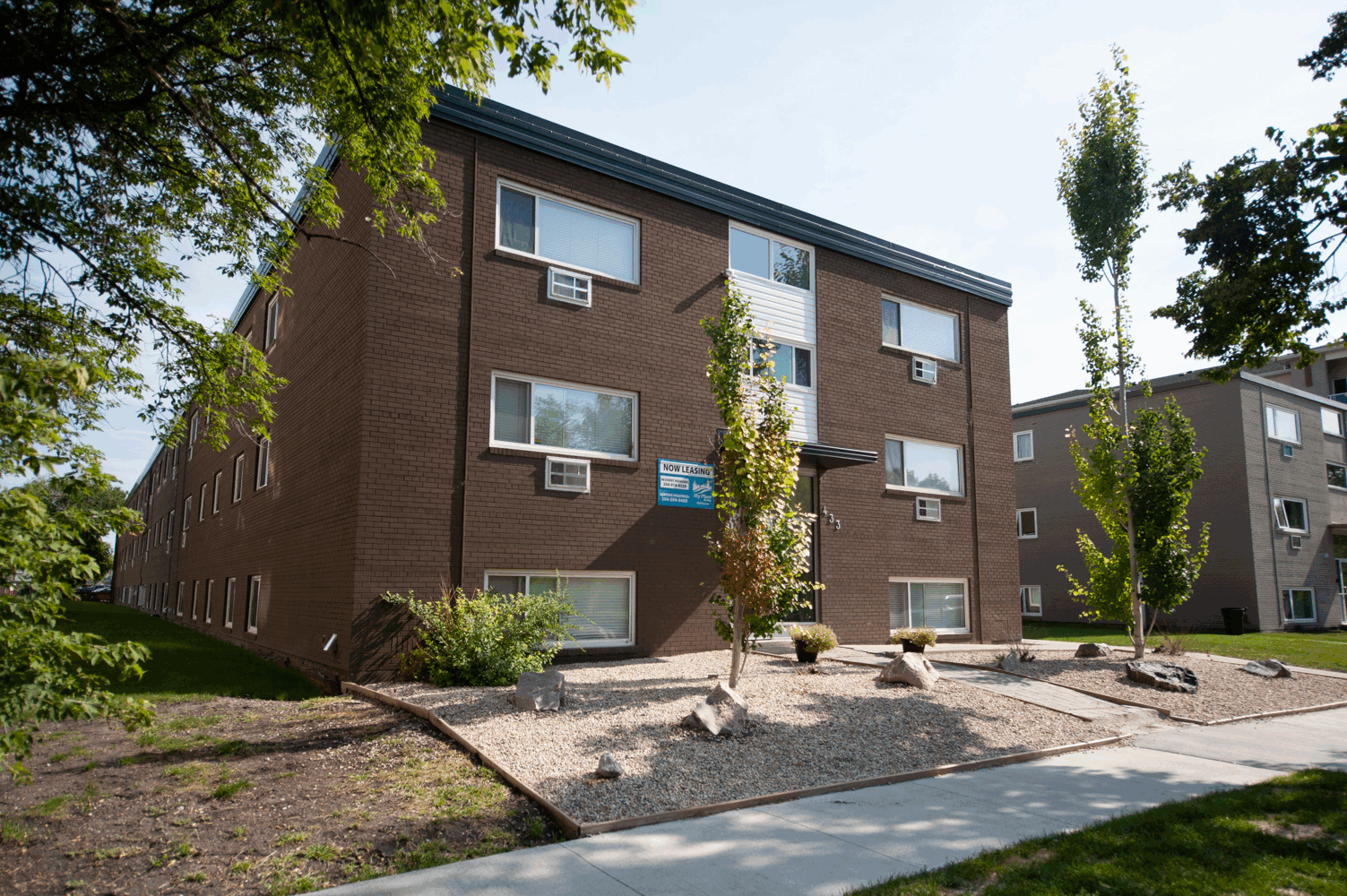 433 Edison Avenue