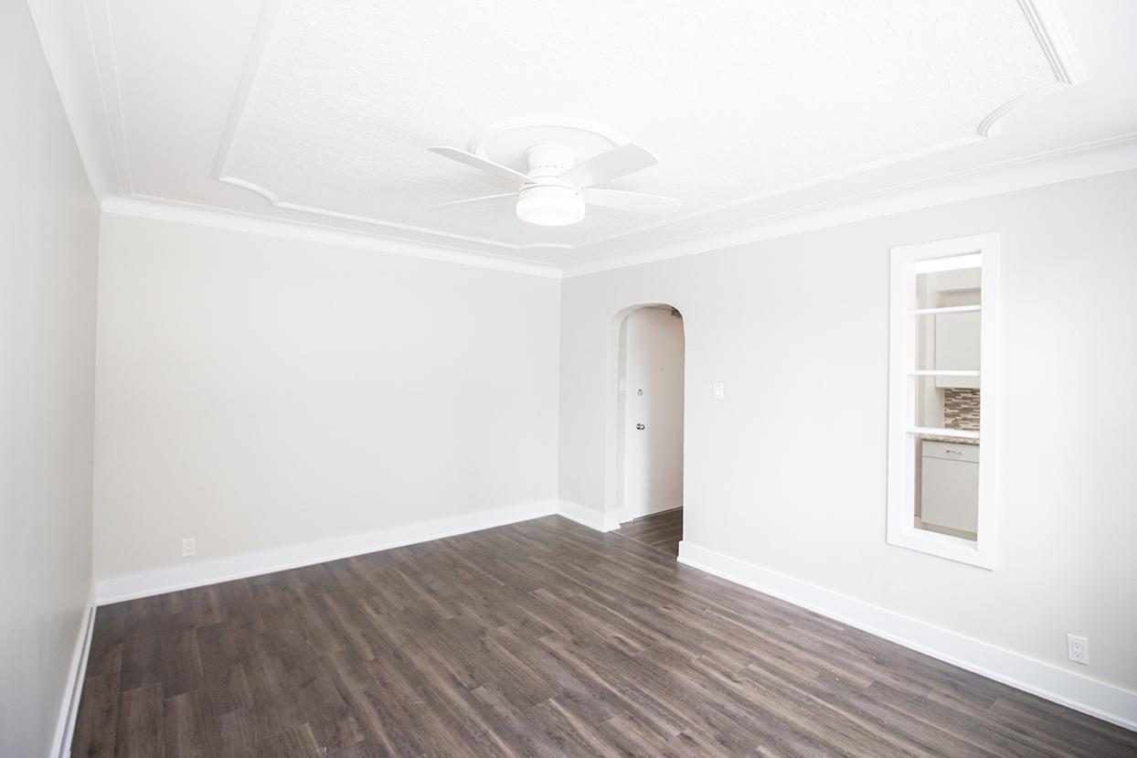 305 Marion Street - Photo 19