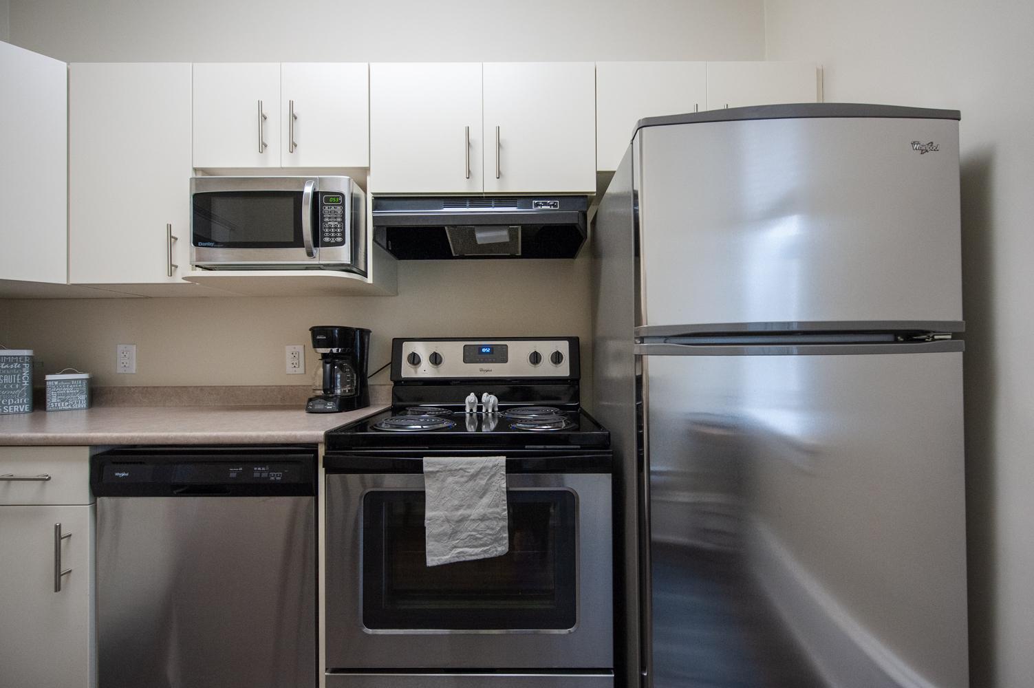 377 Brandon Avenue - Photo 3