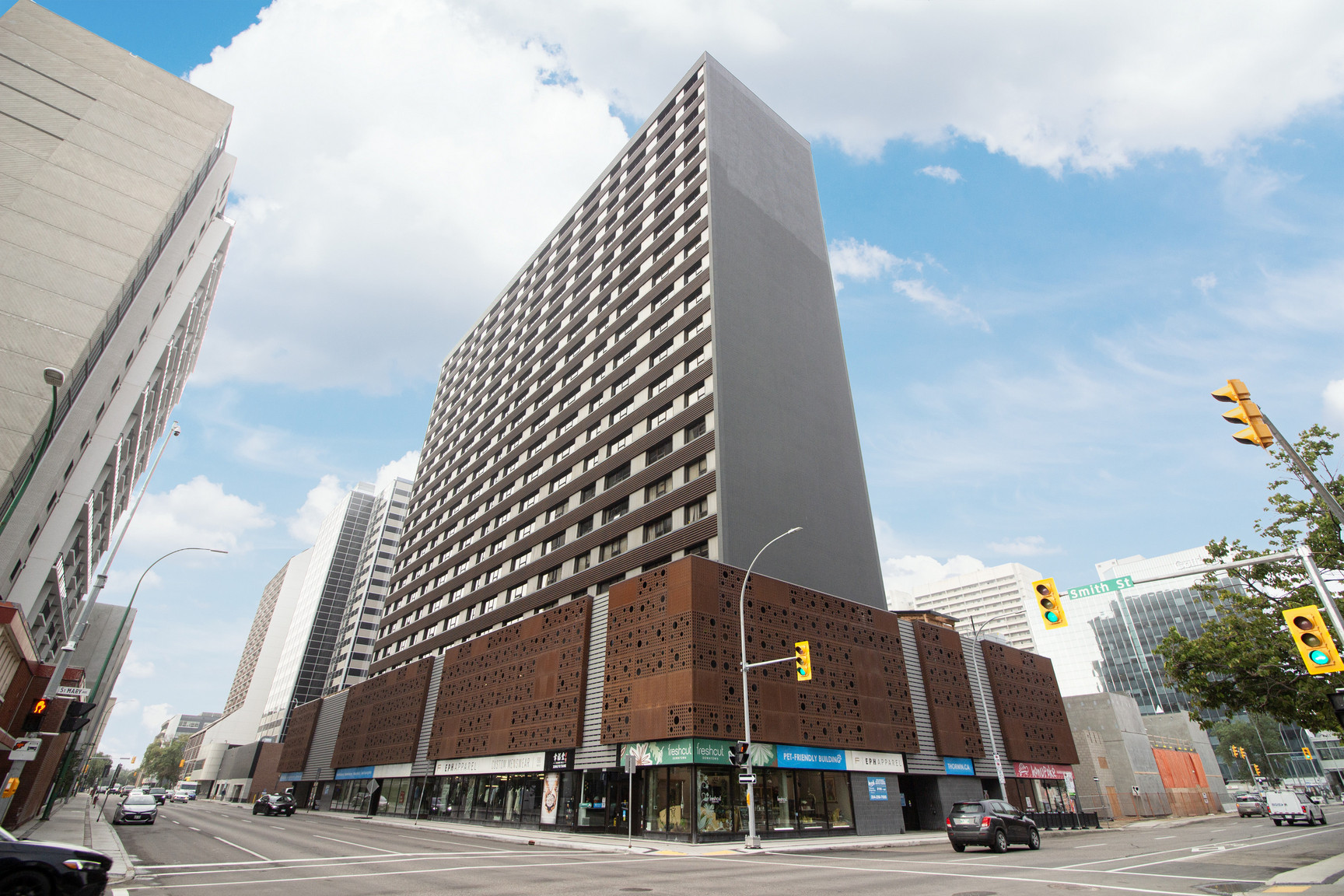 190 Smith Apartment Suites