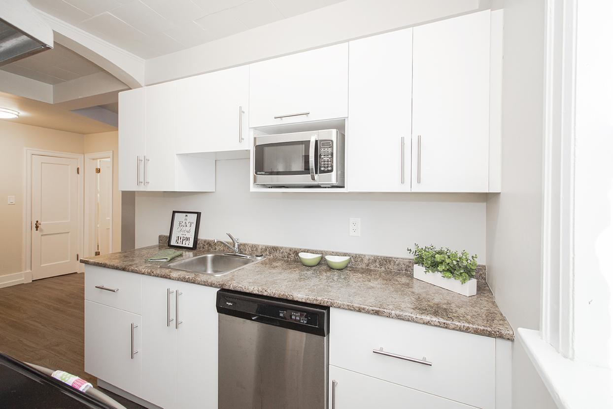 129 Lenore Street - Photo 9