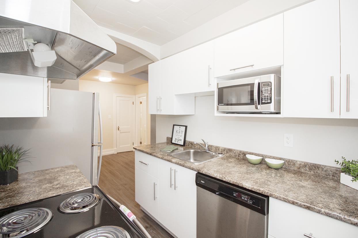 129 Lenore Street - Photo 13