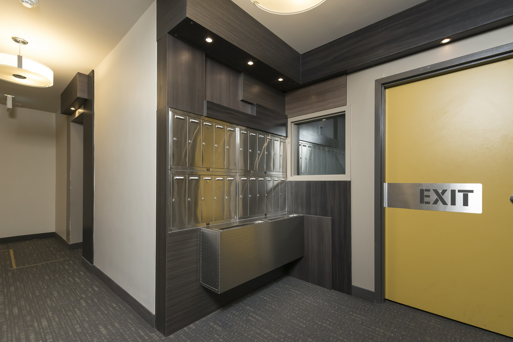 700 Corydon Avenue - Photo 34
