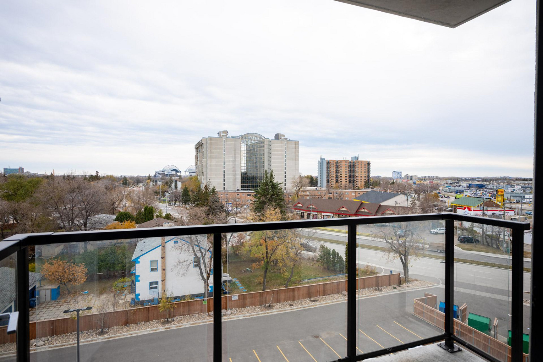 30 University Crescent - Photo 33