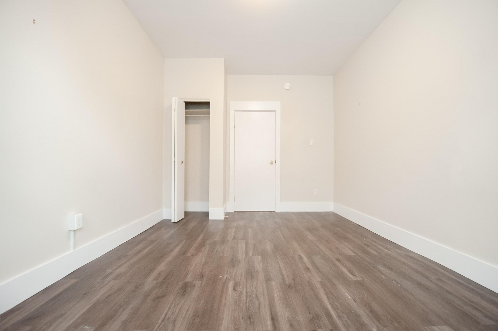 641/645 Westminster Avenue - Photo 17