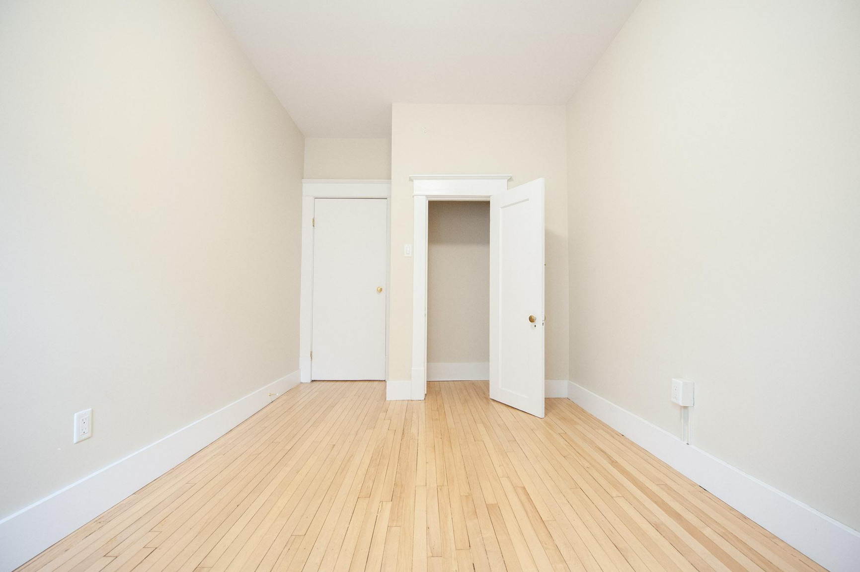 641/645 Westminster Avenue - Photo 11