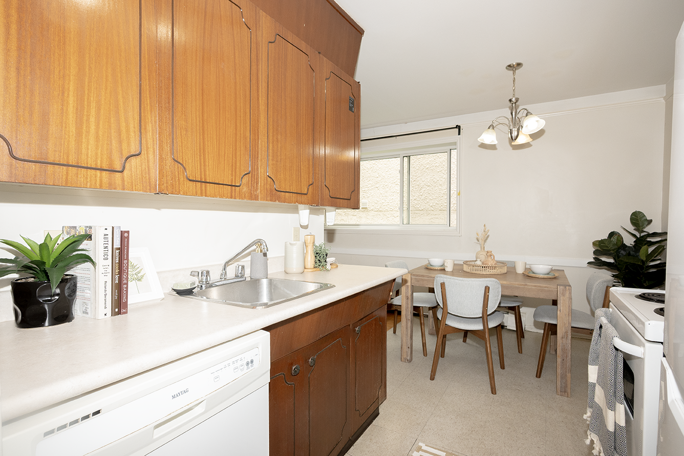 1740 Taylor Avenue - Photo 20