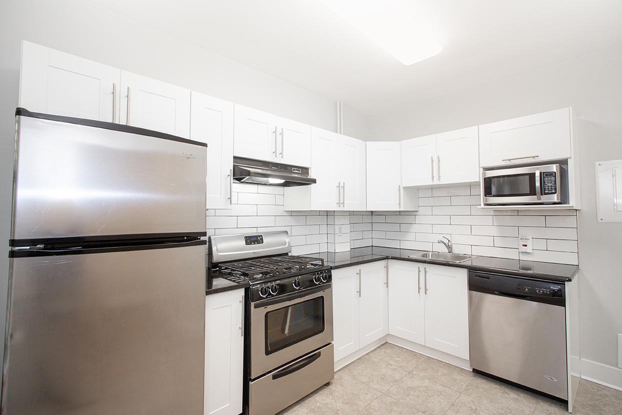 883 Grosvenor Avenue - Photo 18